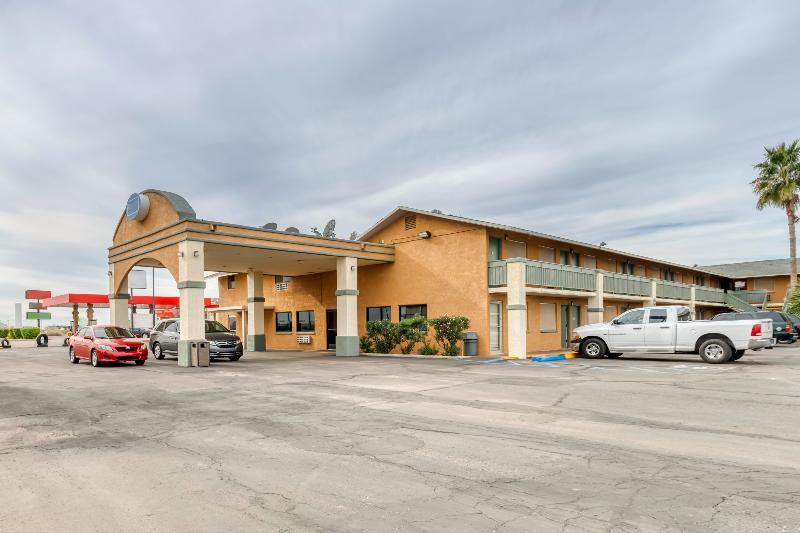 Oyo Hotel Eloy Casa Grande Near I-10 Exterior photo